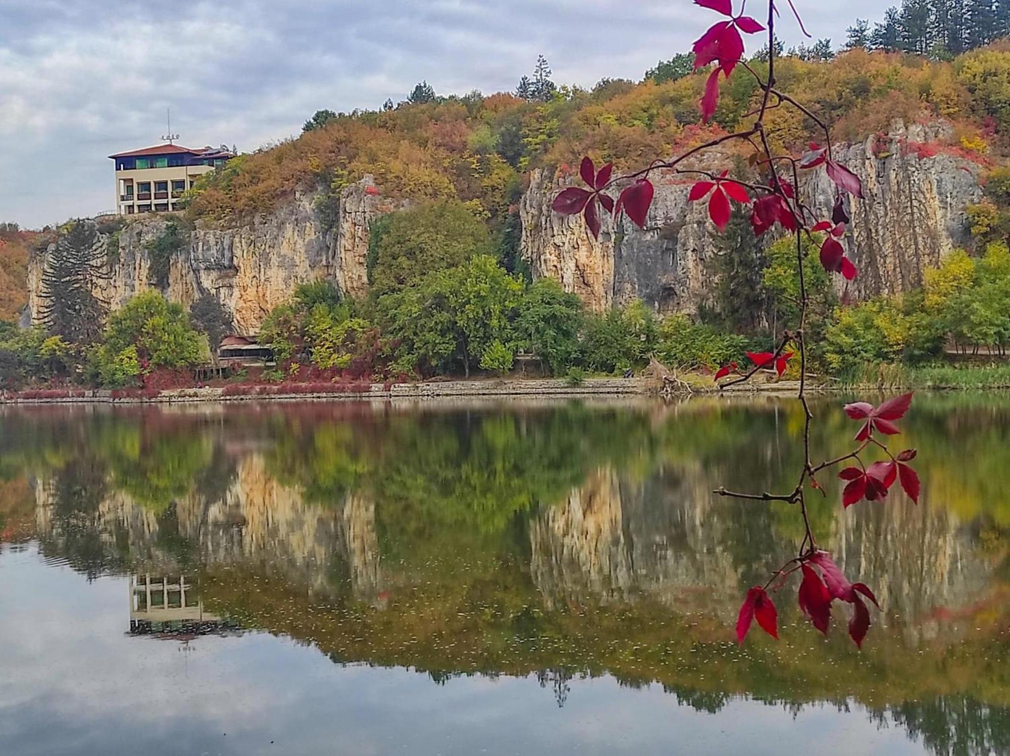 Hotel Villa Kaylaka Plevna Kültér fotó