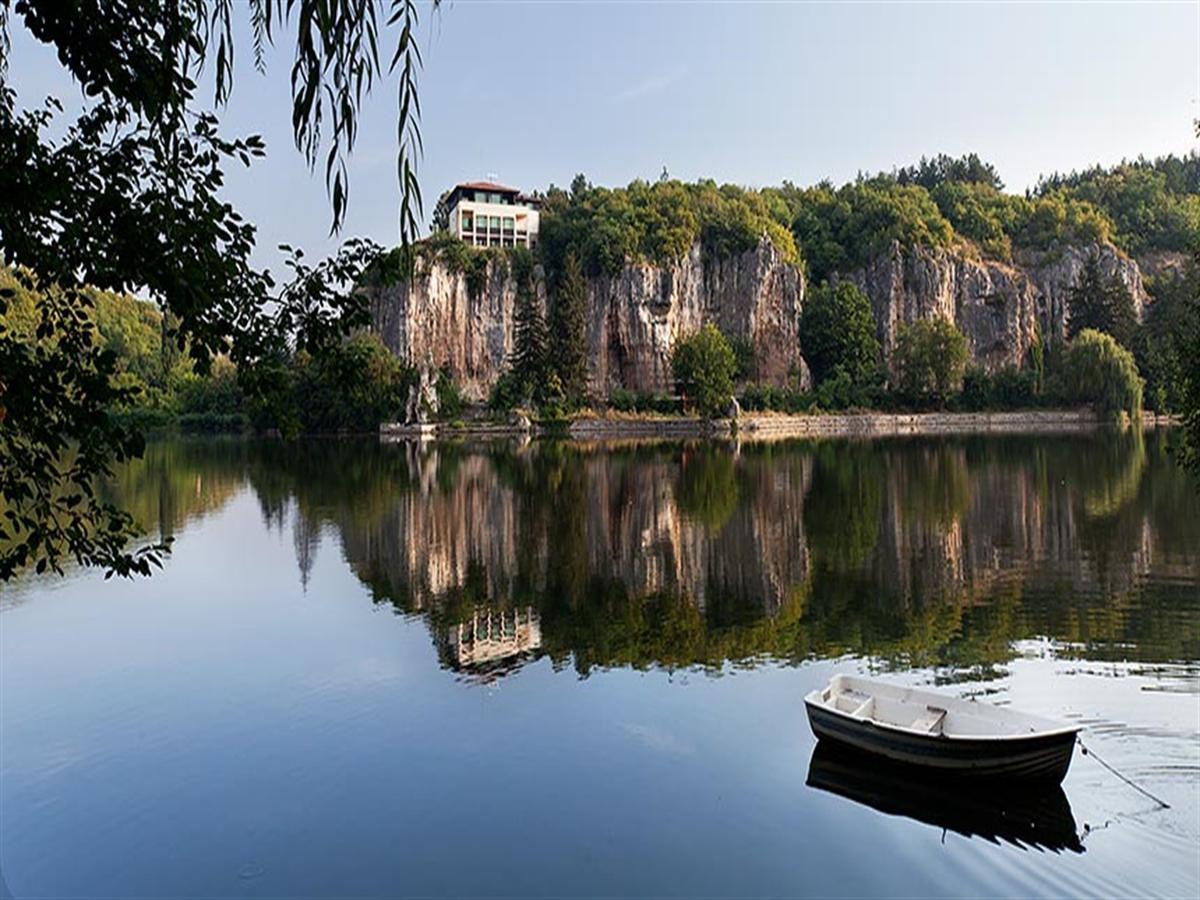 Hotel Villa Kaylaka Plevna Kültér fotó